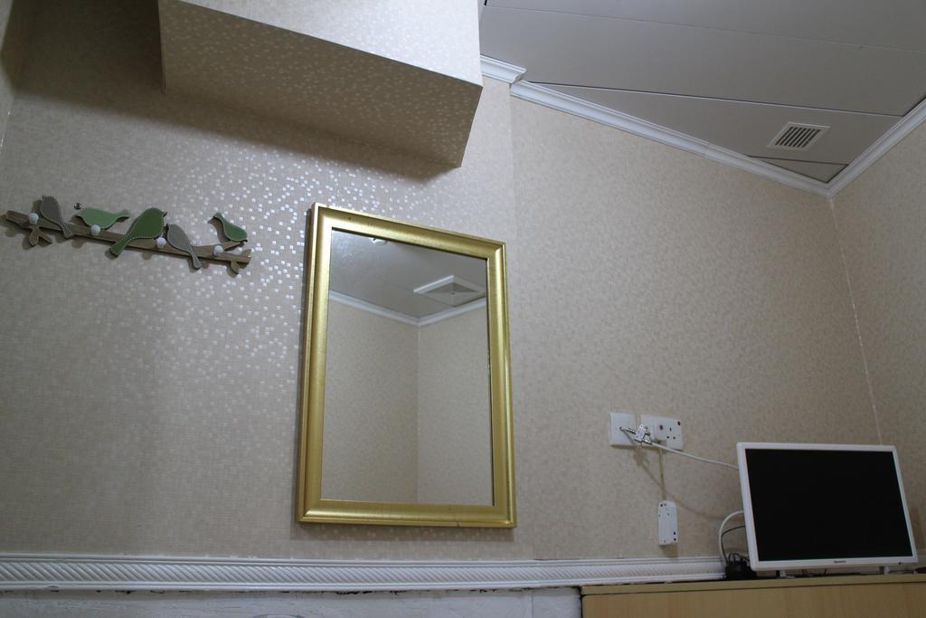 Orchid Inn Хонконг Екстериор снимка