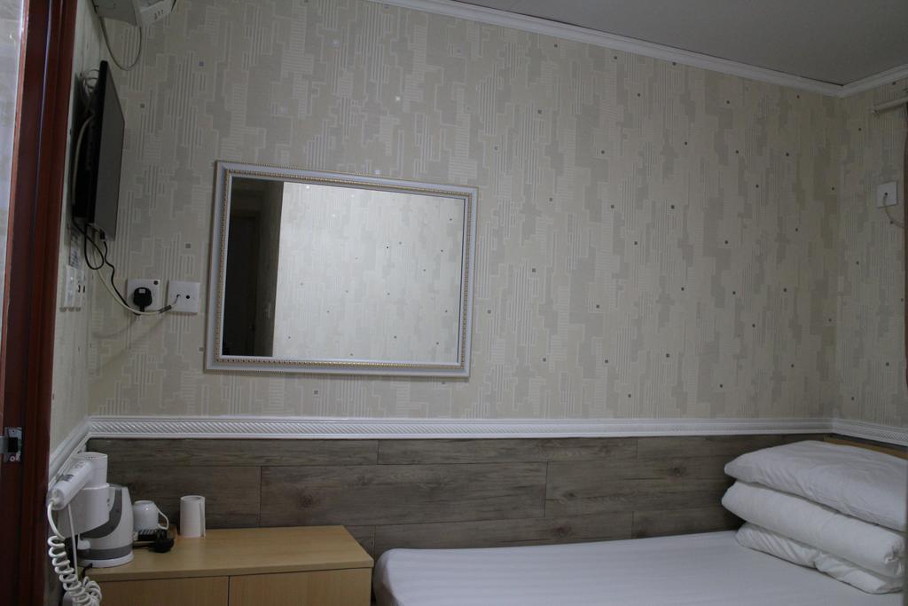 Orchid Inn Хонконг Екстериор снимка
